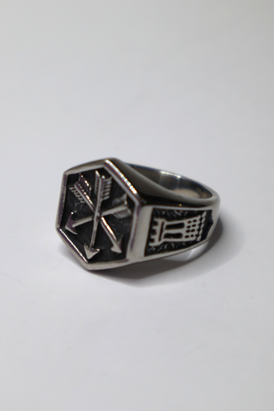 THE ARROWS RING