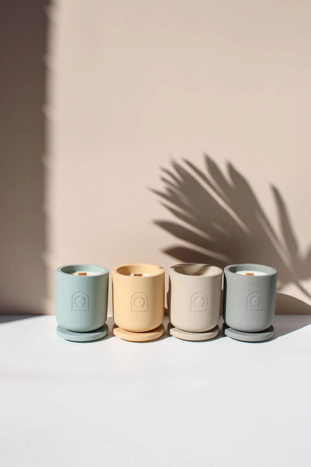 ASTER SOY CANDLE