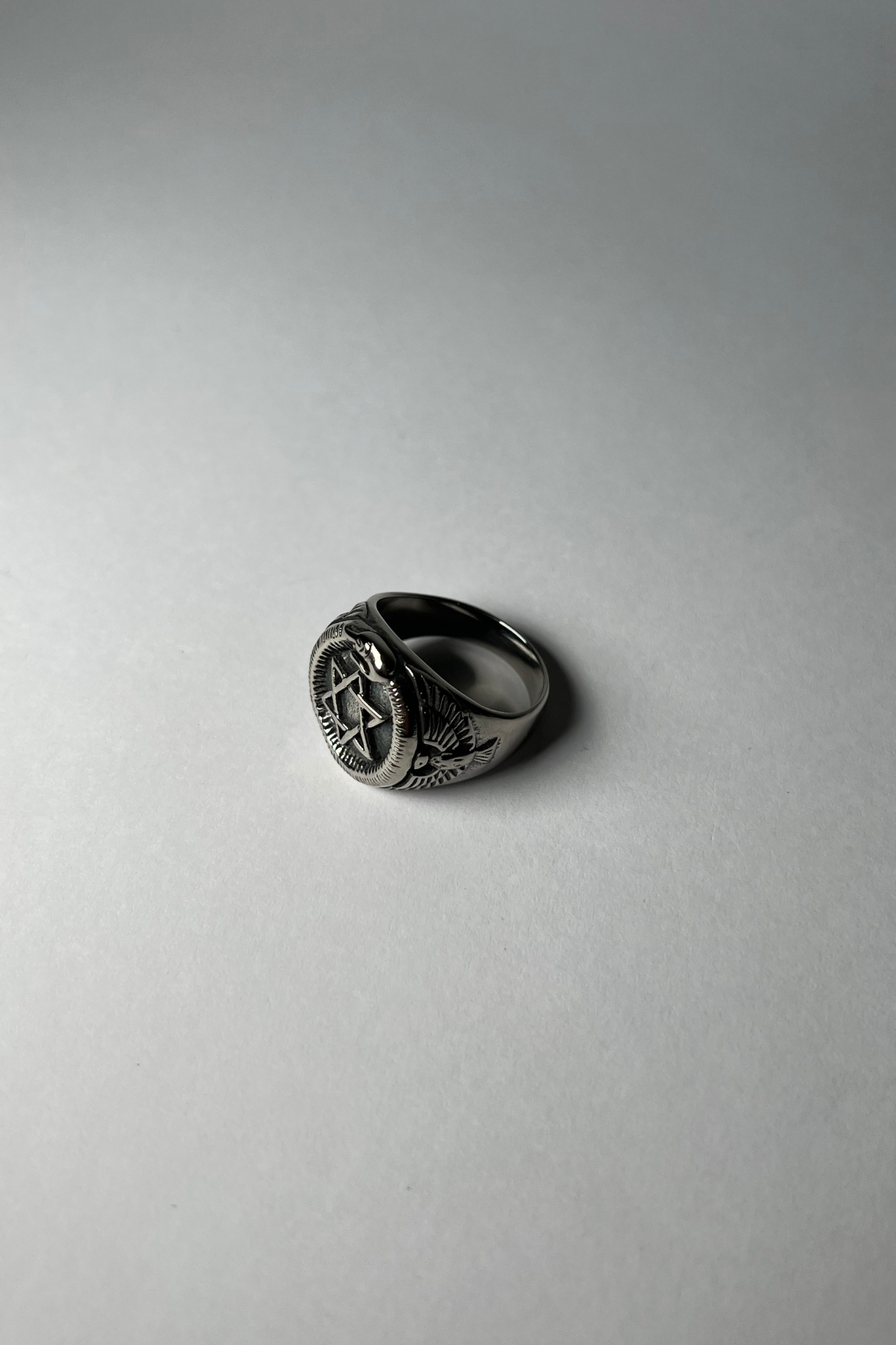 THE CHUNKY WARLOCK RING