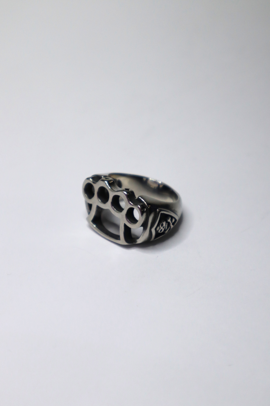 THE KNUCKLE DUSTER RING
