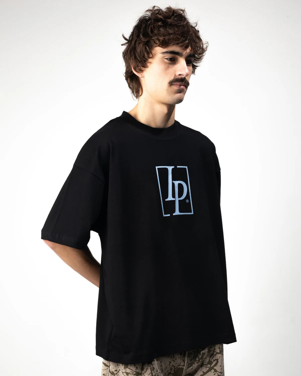 HERITAGE TEE (Black)