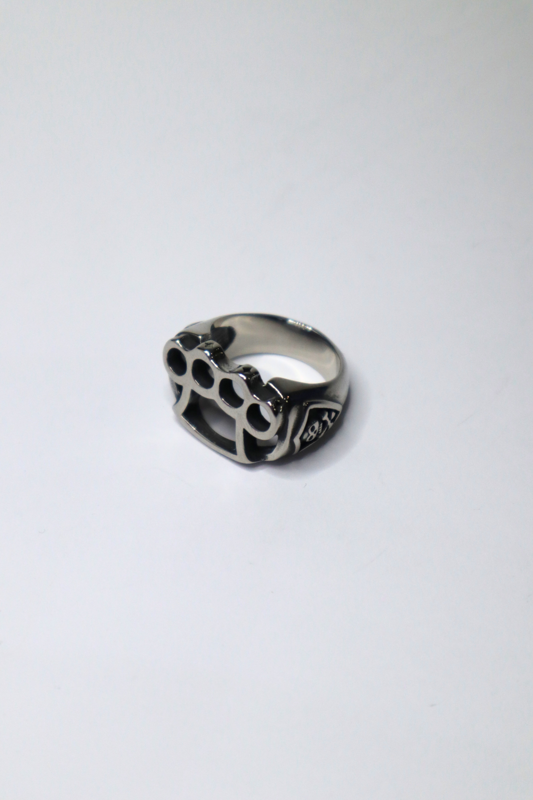 THE KNUCKLE DUSTER RING