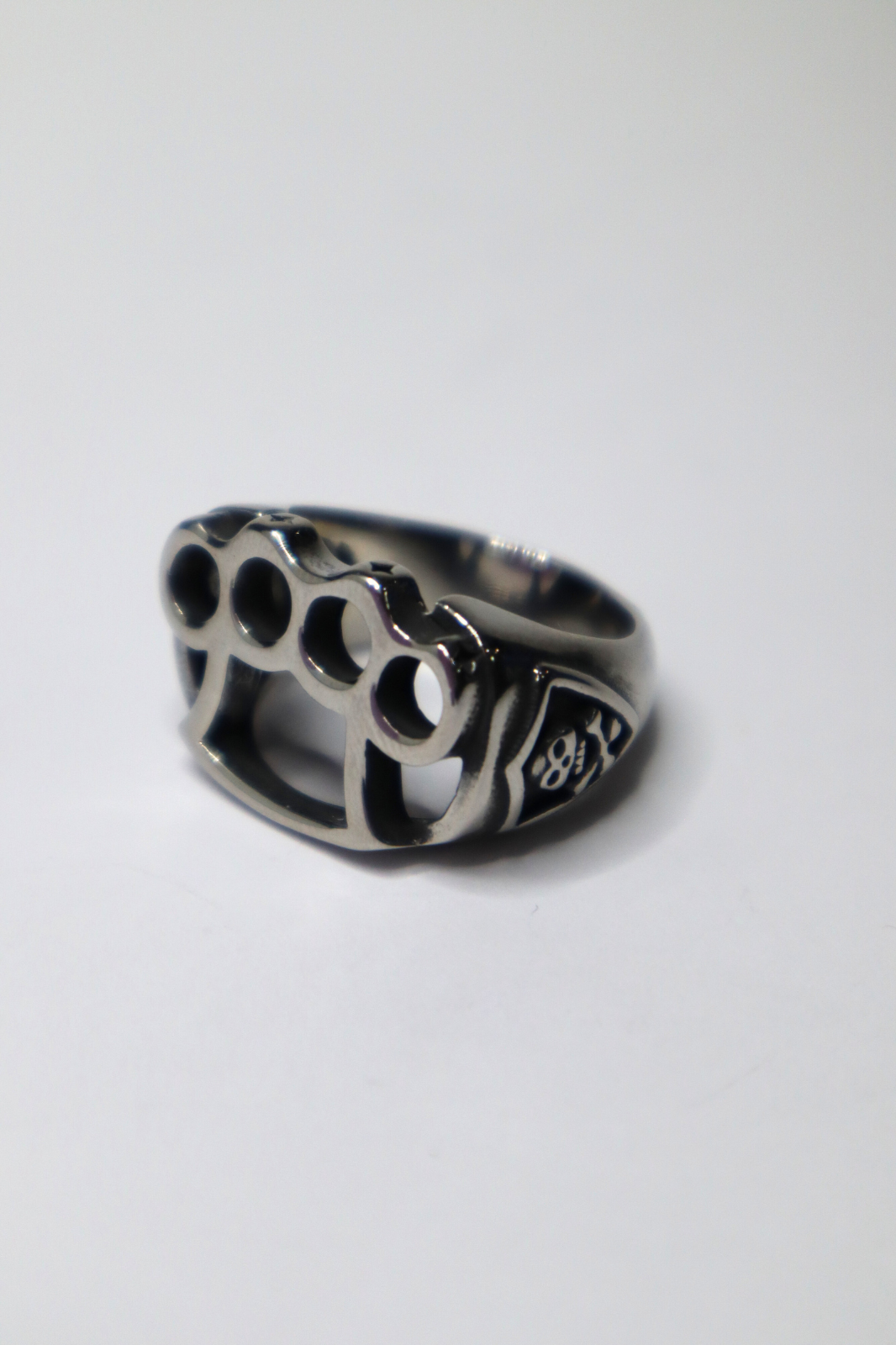 THE KNUCKLE DUSTER RING