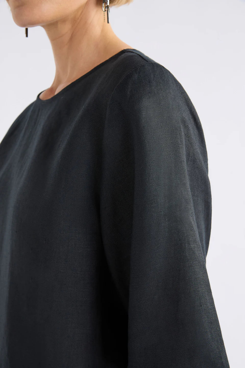 LLINEN TOP (Black)