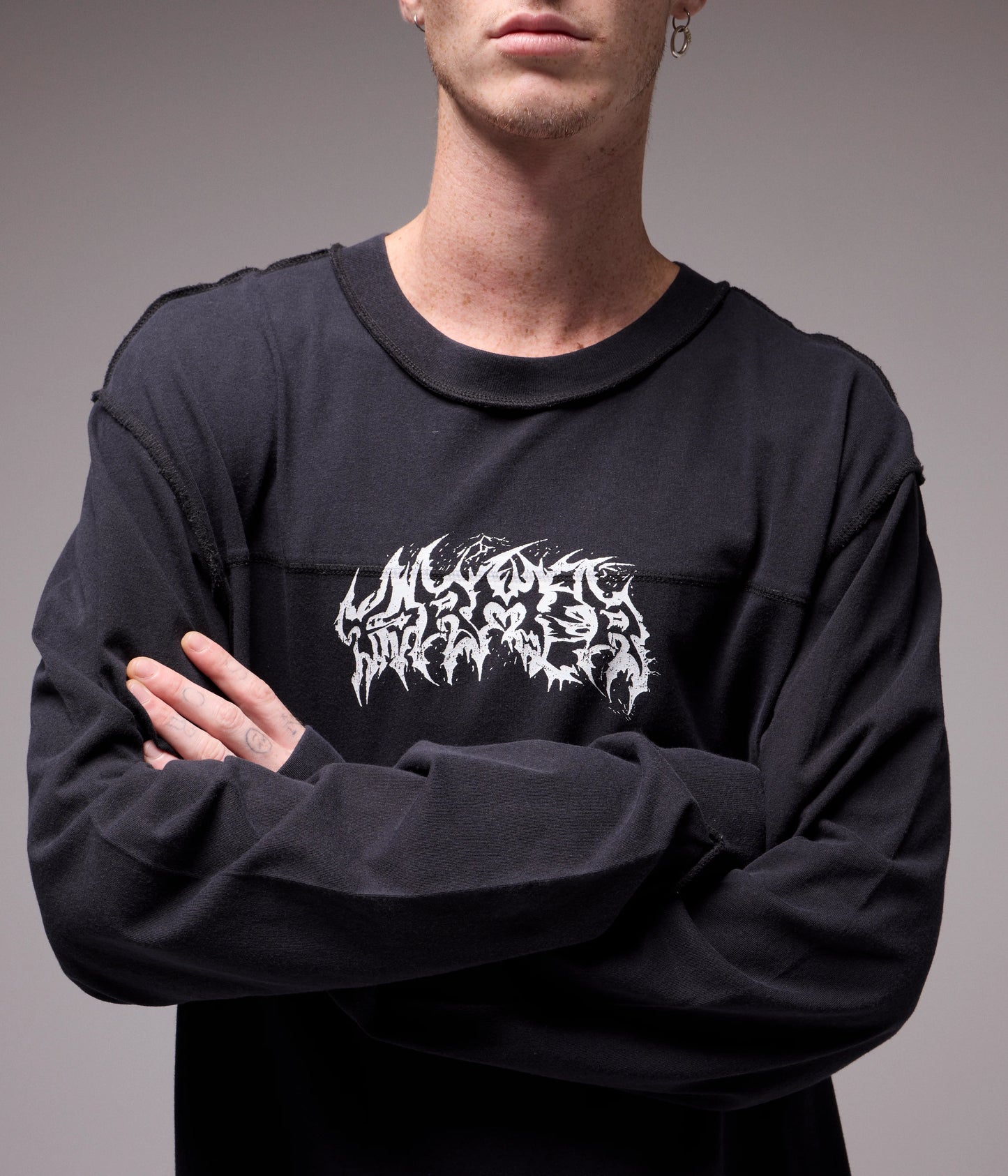 PRAISE LS TEE (Wash Black)