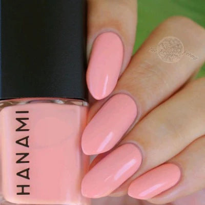 NAIL POLISH (April sun in Cuba)