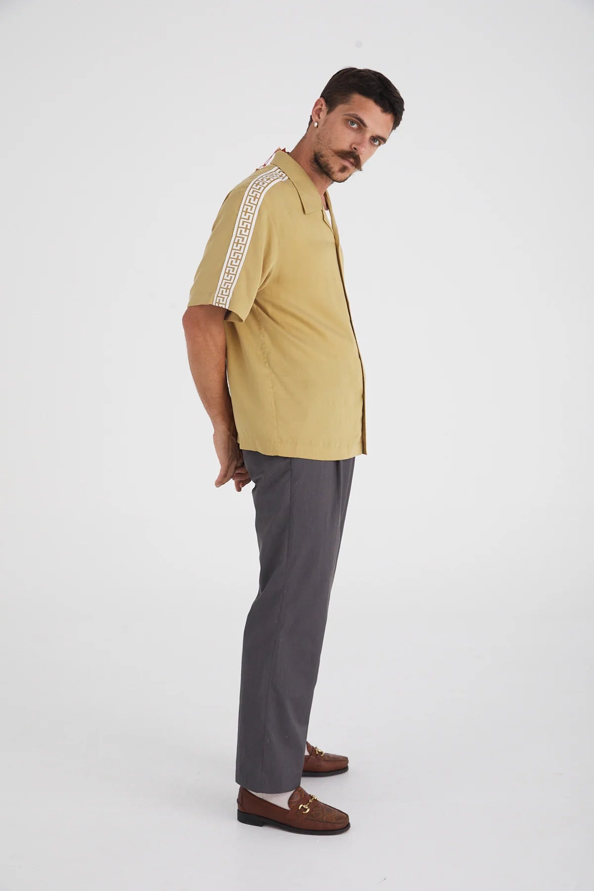 GEO RESORT SHIRT (Prairie Sand)