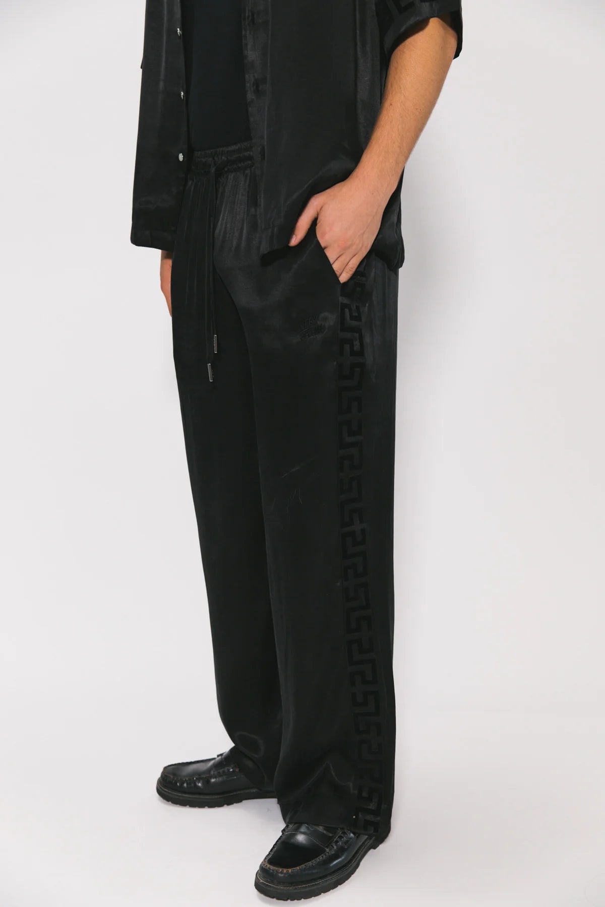 GEO PANEL VACAY PANTS (Black)