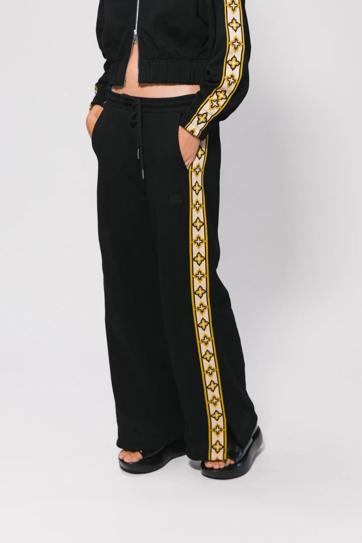 BLACK DIAMONDS TRACK PANTS