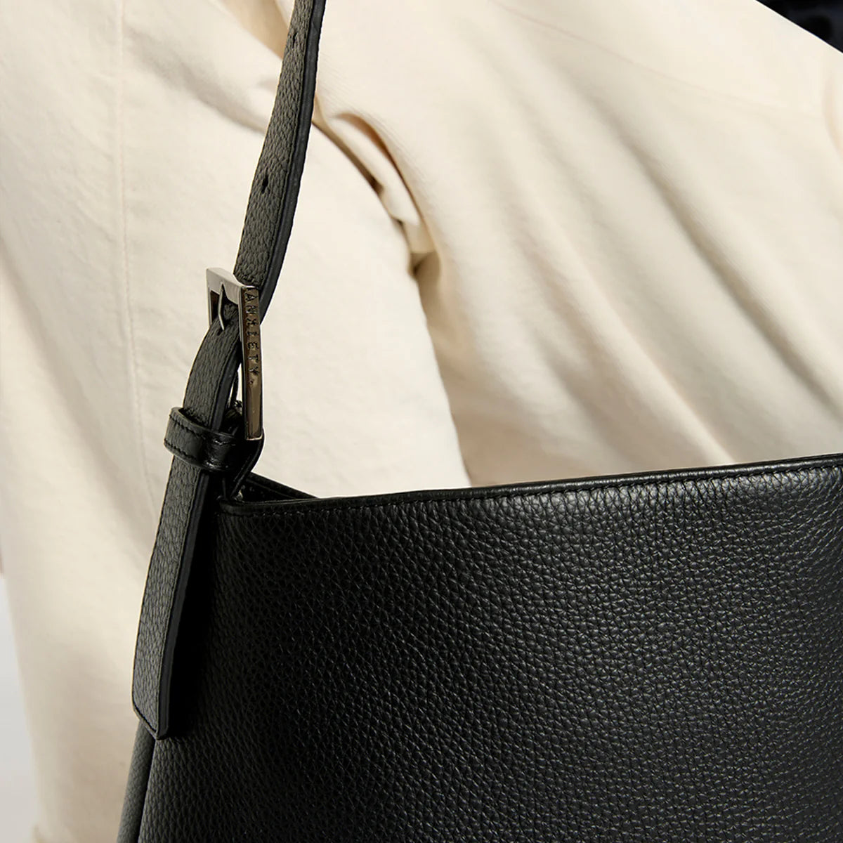 FORGET ABOUT IT BAG (Black)