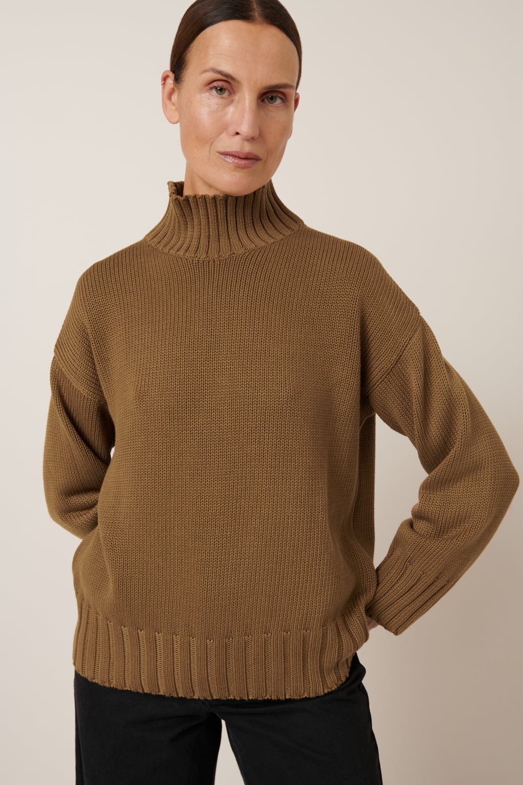 STAPLE SWEATER (Dark Spice)