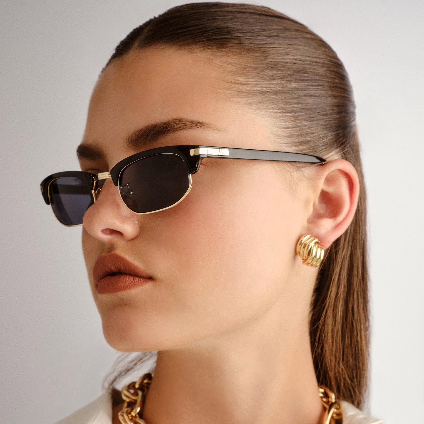 NIGHTINGALE SUNGLASES (Black)