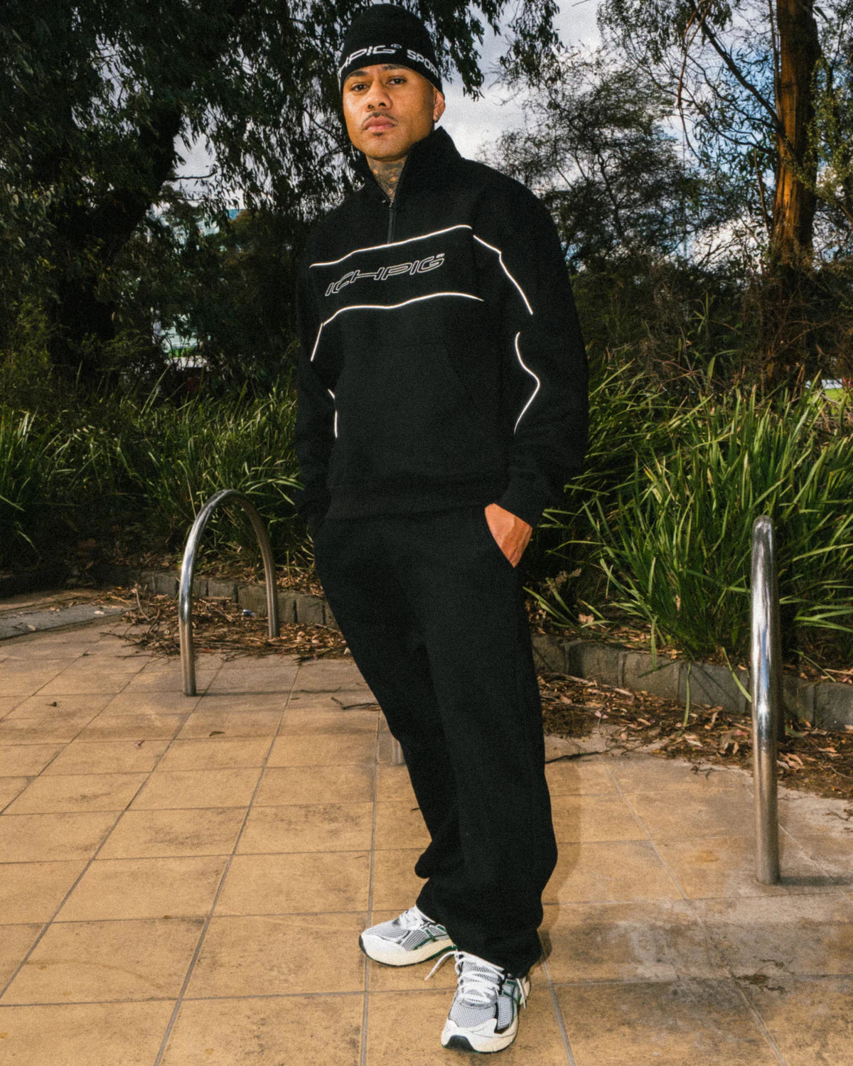 FLASHBACK 1/4 ZIP (Black)