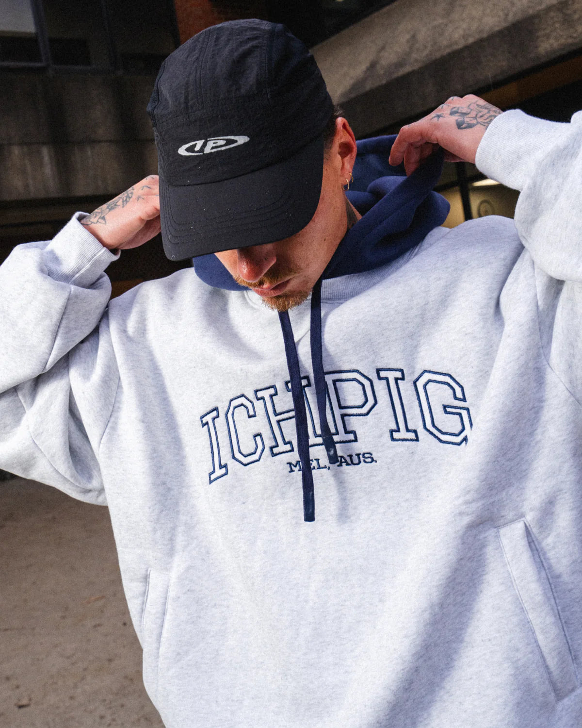 STADIUM HOOD CREW (White Marle)