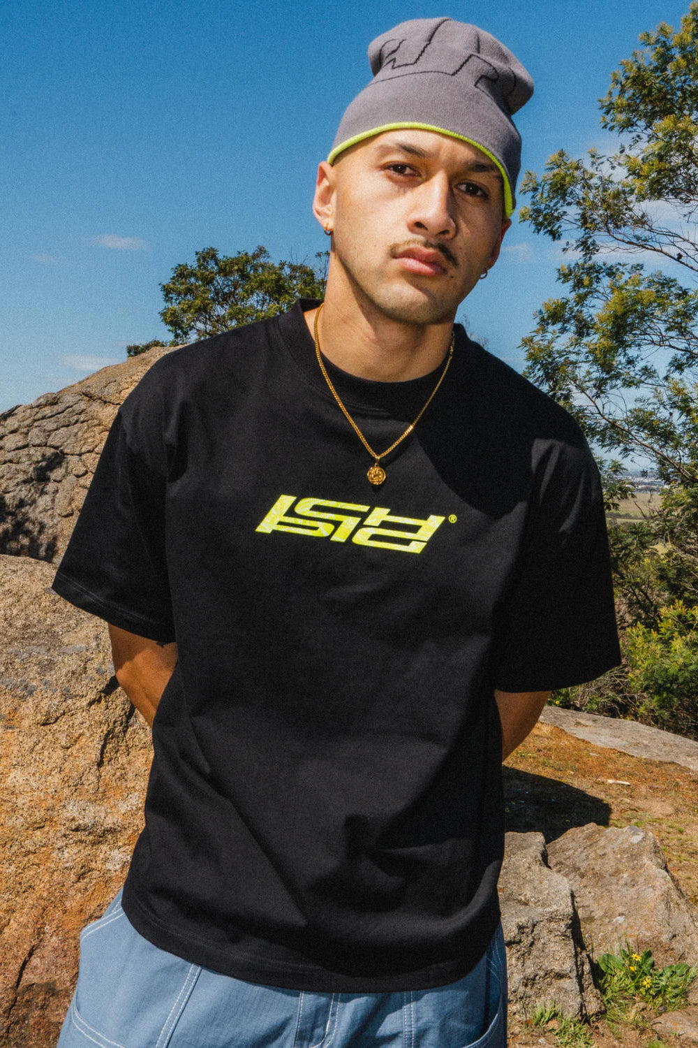 ODYSSEY TEE (Black)