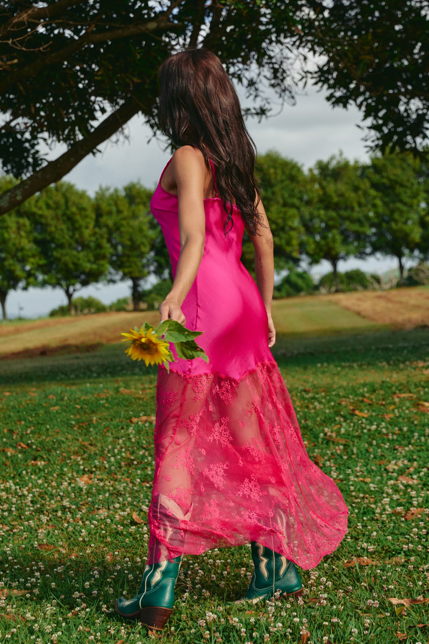THE LACE MAXI DRESS (Pink)