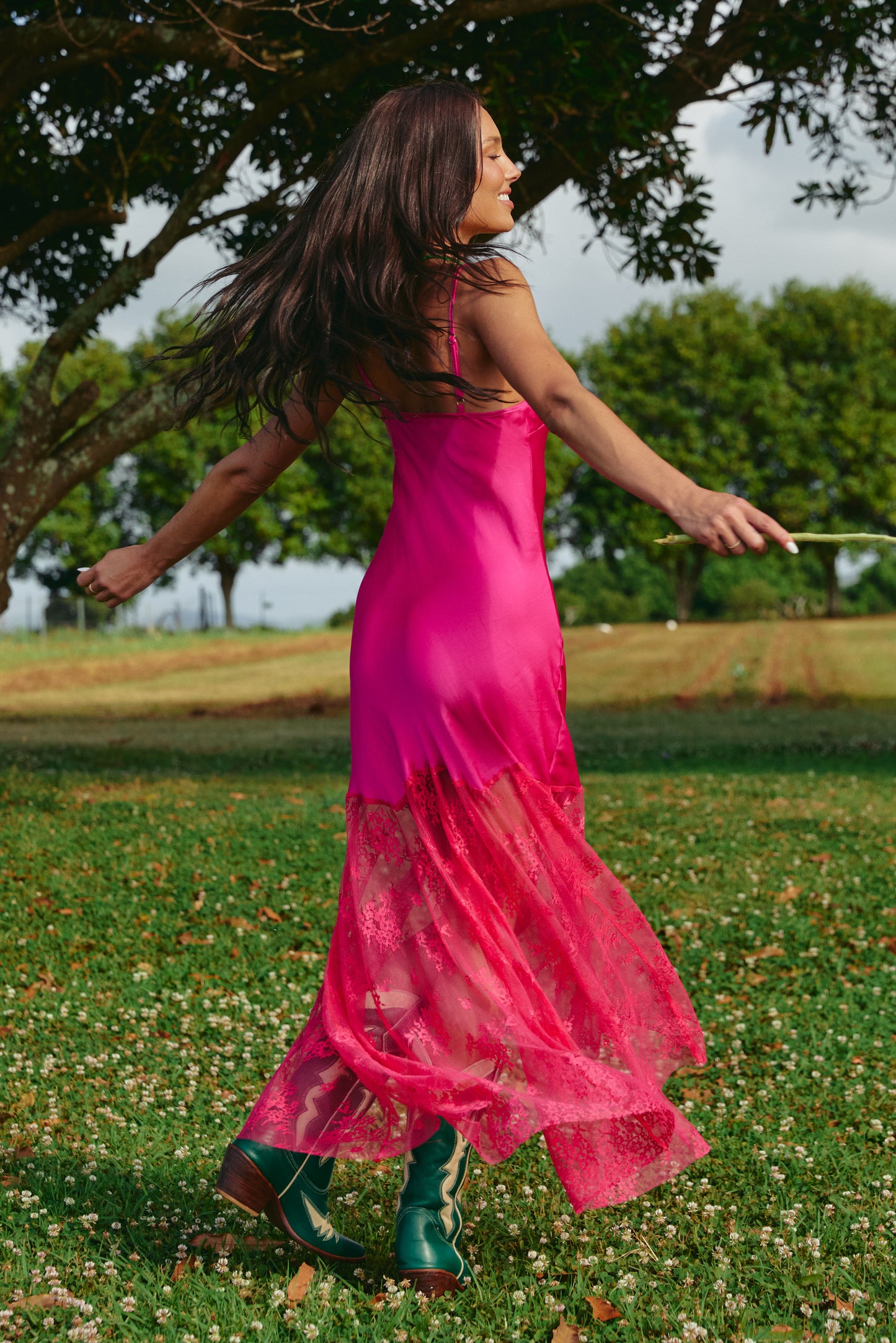 THE LACE MAXI DRESS (Pink)