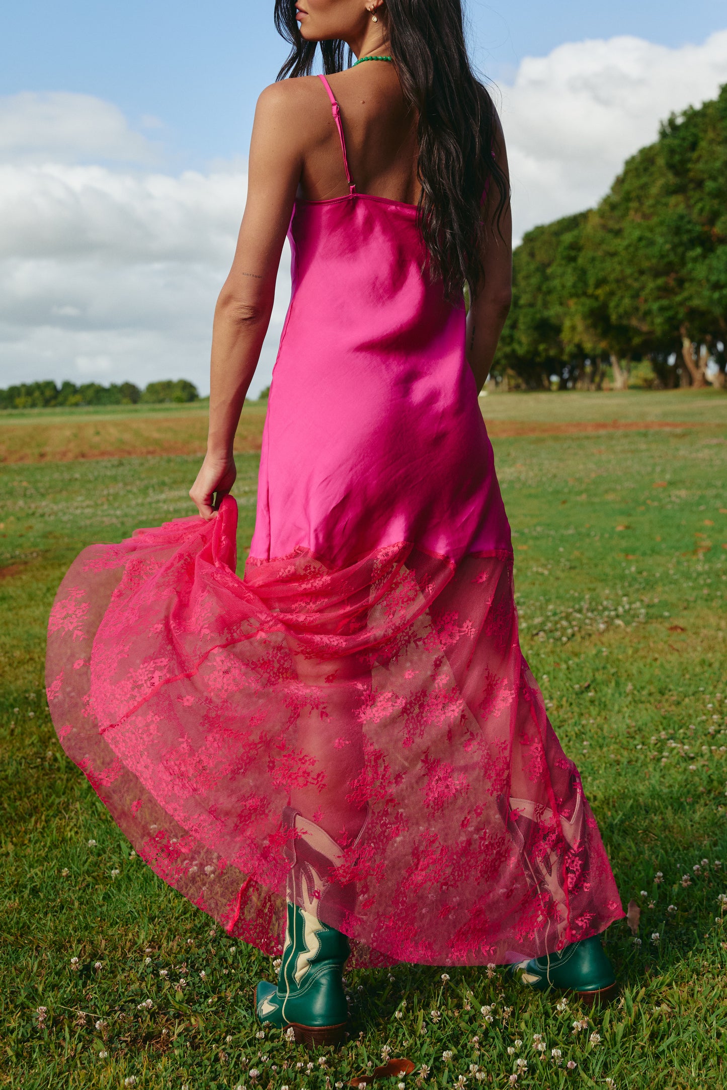 THE LACE MAXI DRESS (Pink)