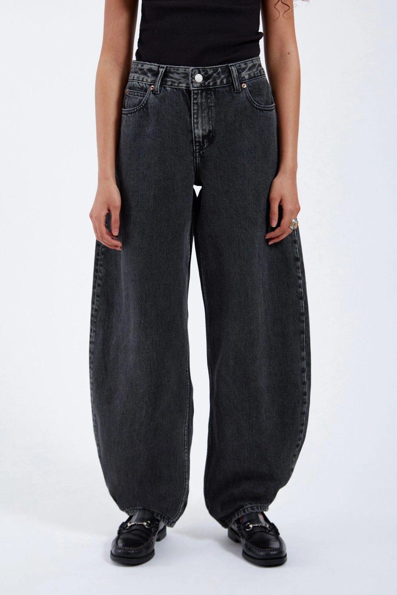 NANCI JEANS (Aged Black)