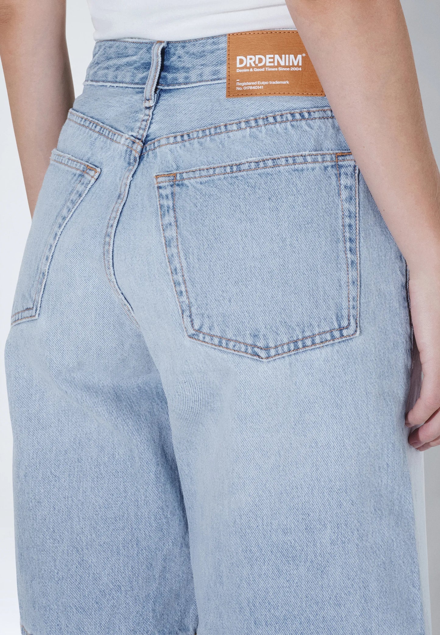 ASRA SHORTS (Stream Light Fade)
