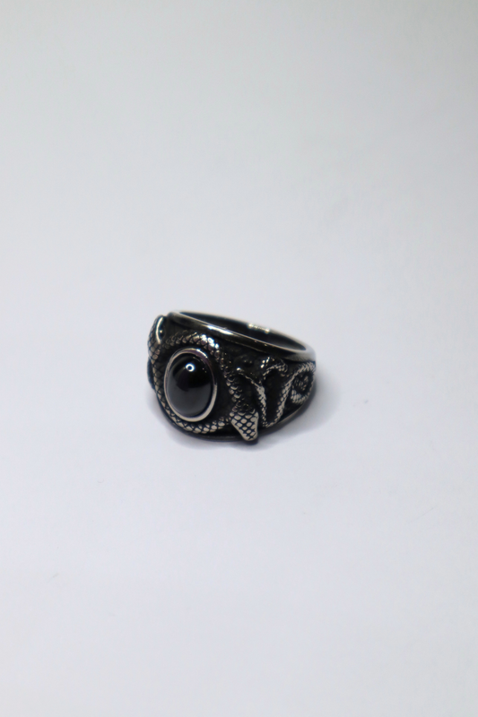 THE SNAKES N STONES RING