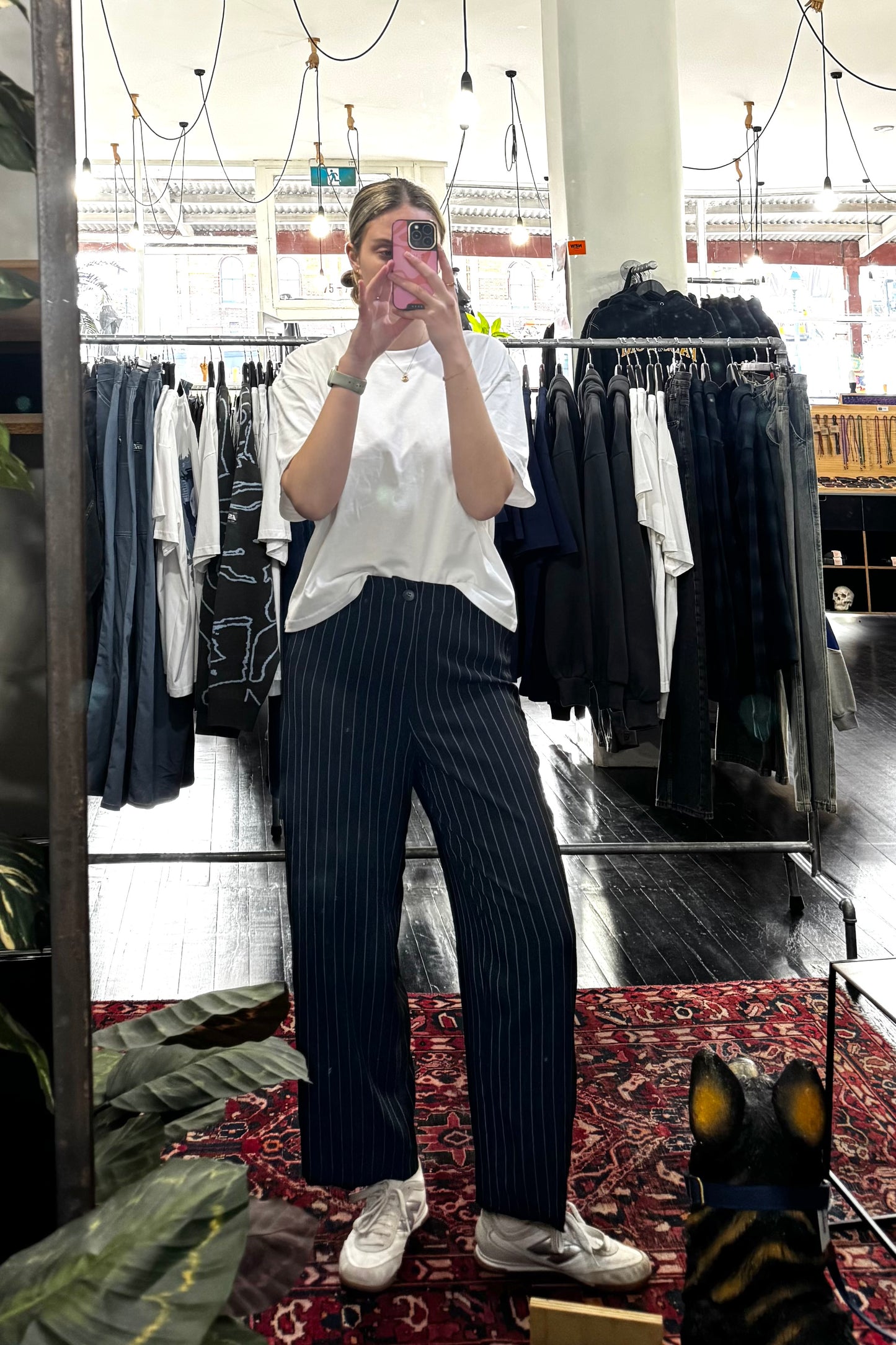 SOFIA PINSTRIPE CROP PANTS (Black)