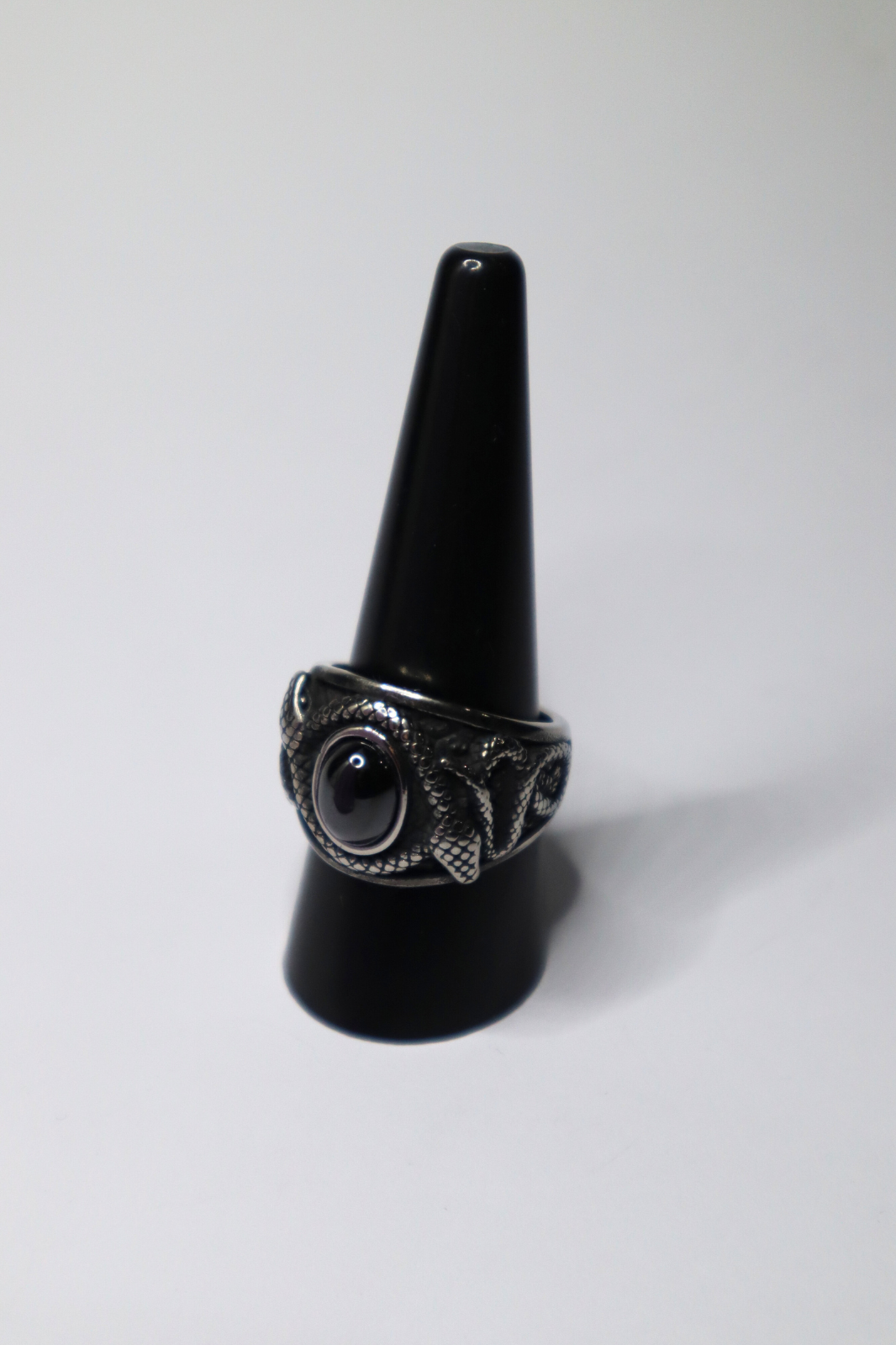 THE SNAKES N STONES RING