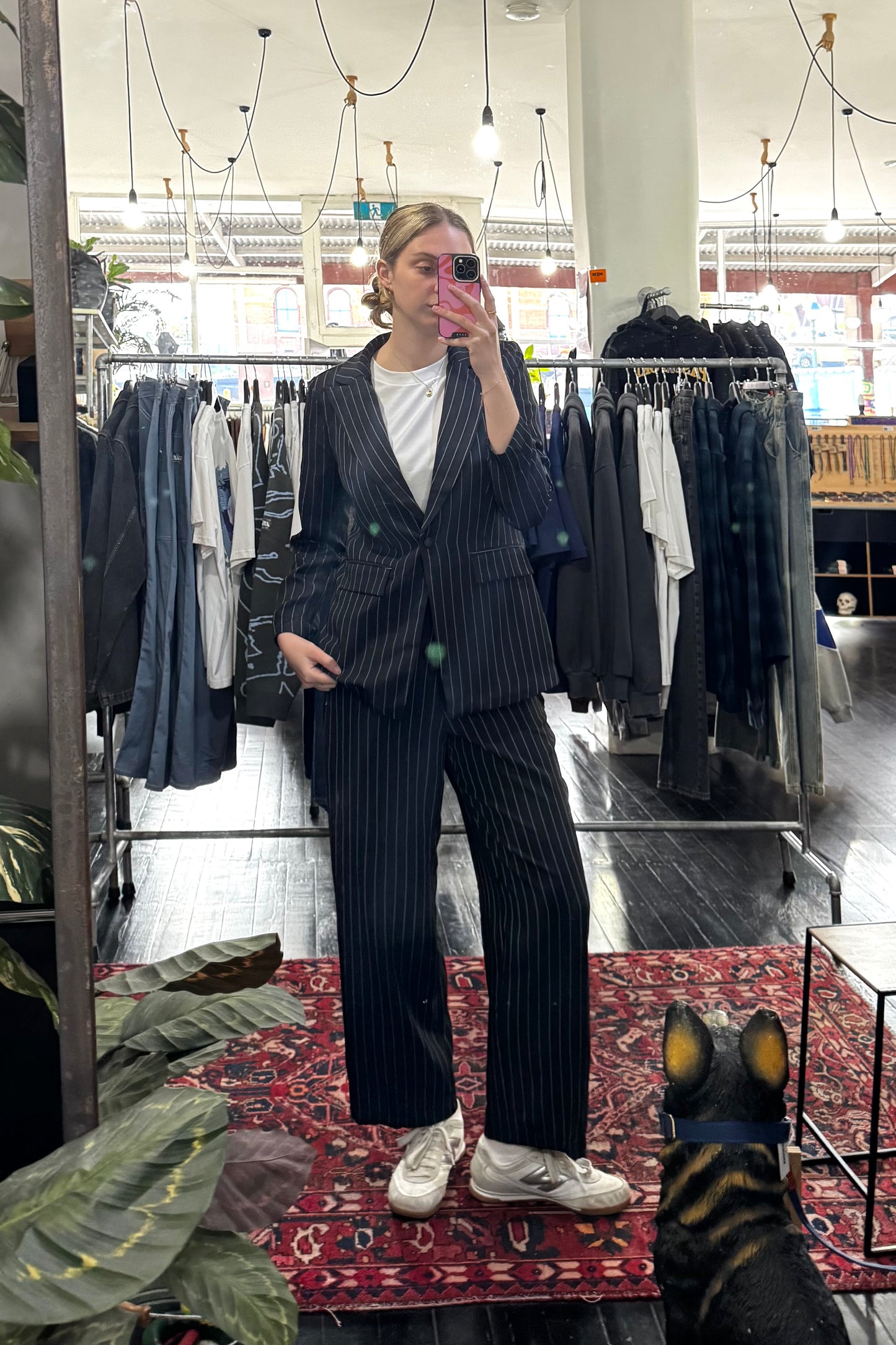 SOFIA PINSTRIPE BLAZER (Black)