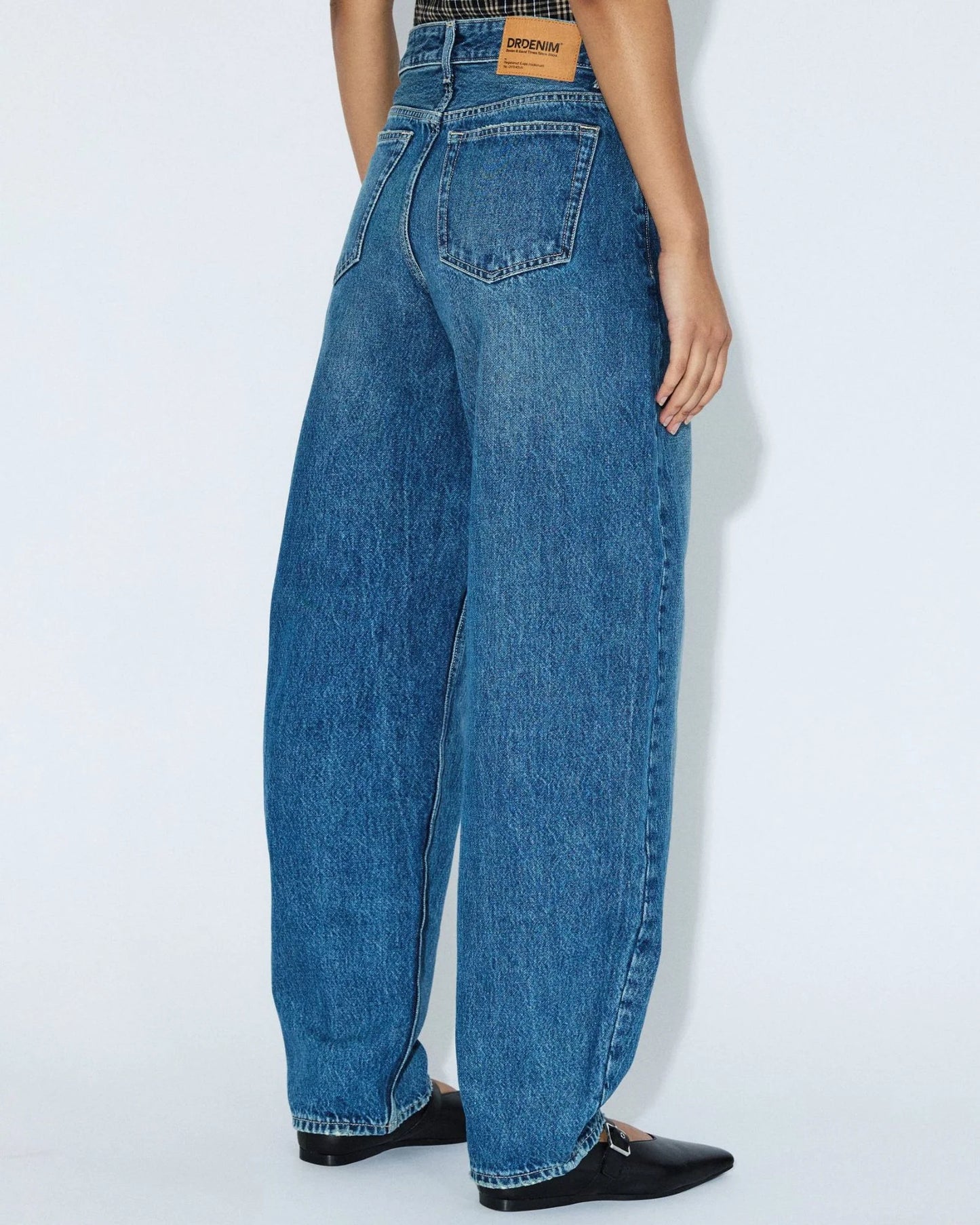 NANCI JEANS (Drift Mid Used)