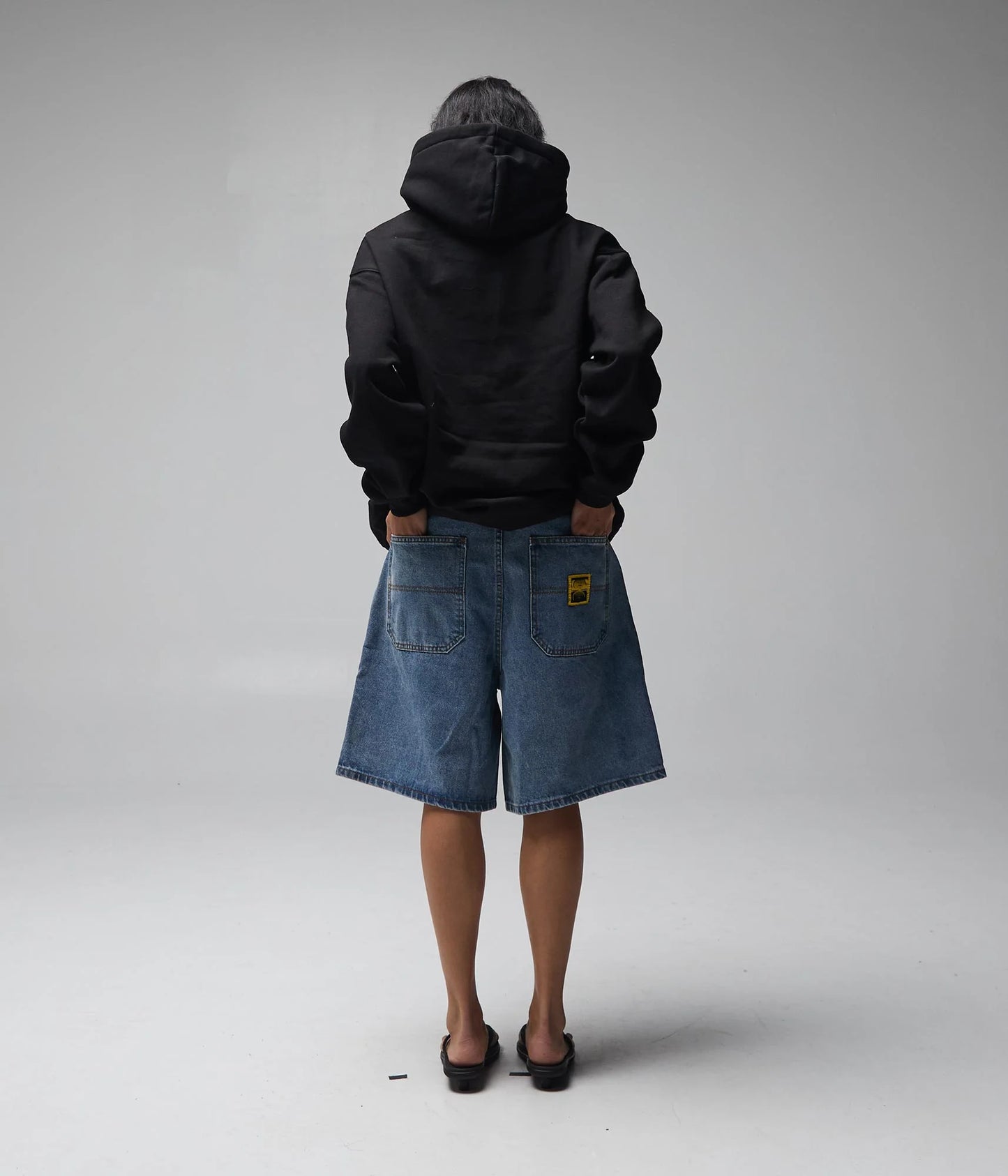 REYNOLDS 21" DENIM WALKSHORT (Mid Blue)