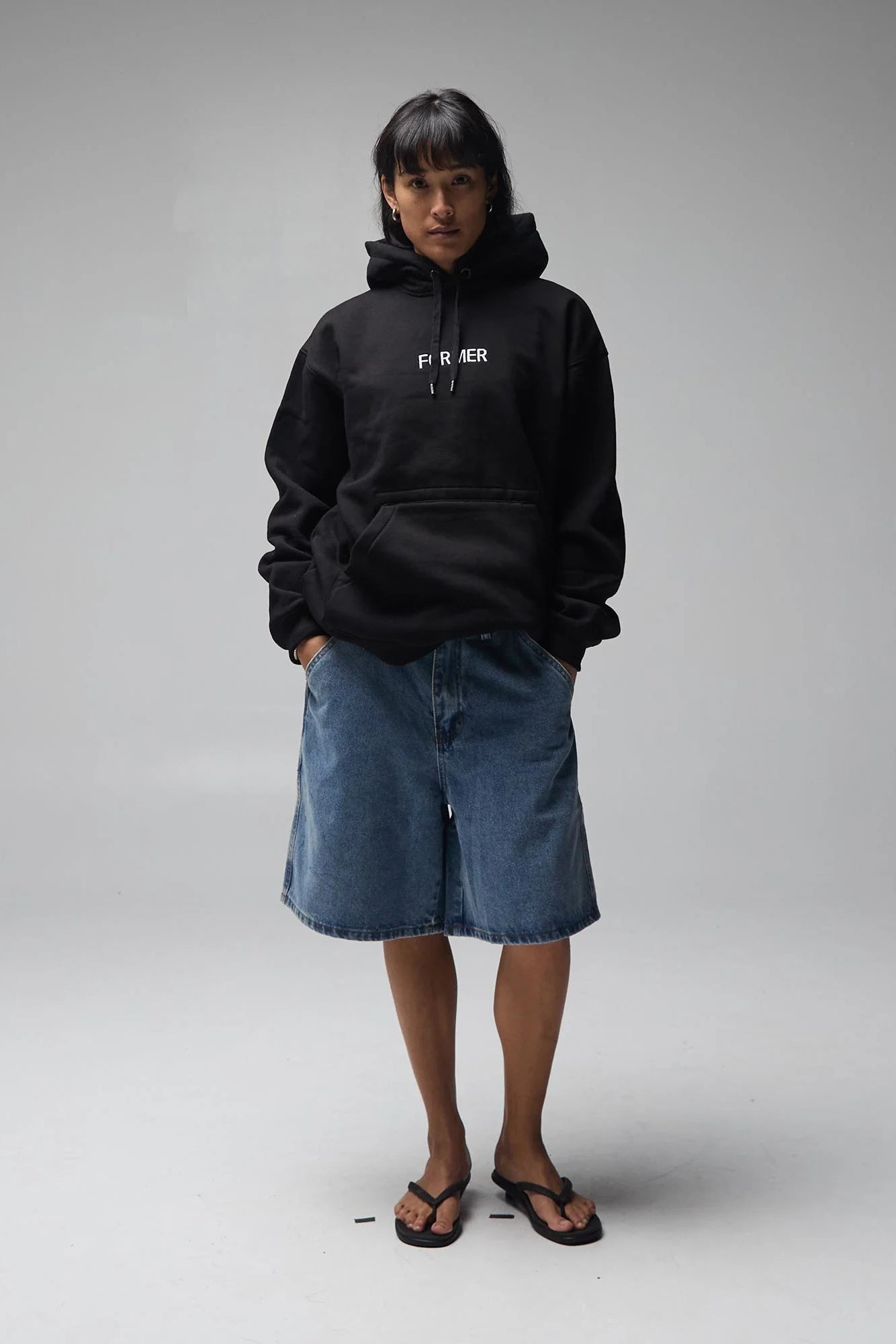REYNOLDS 21" DENIM WALKSHORT (Mid Blue)