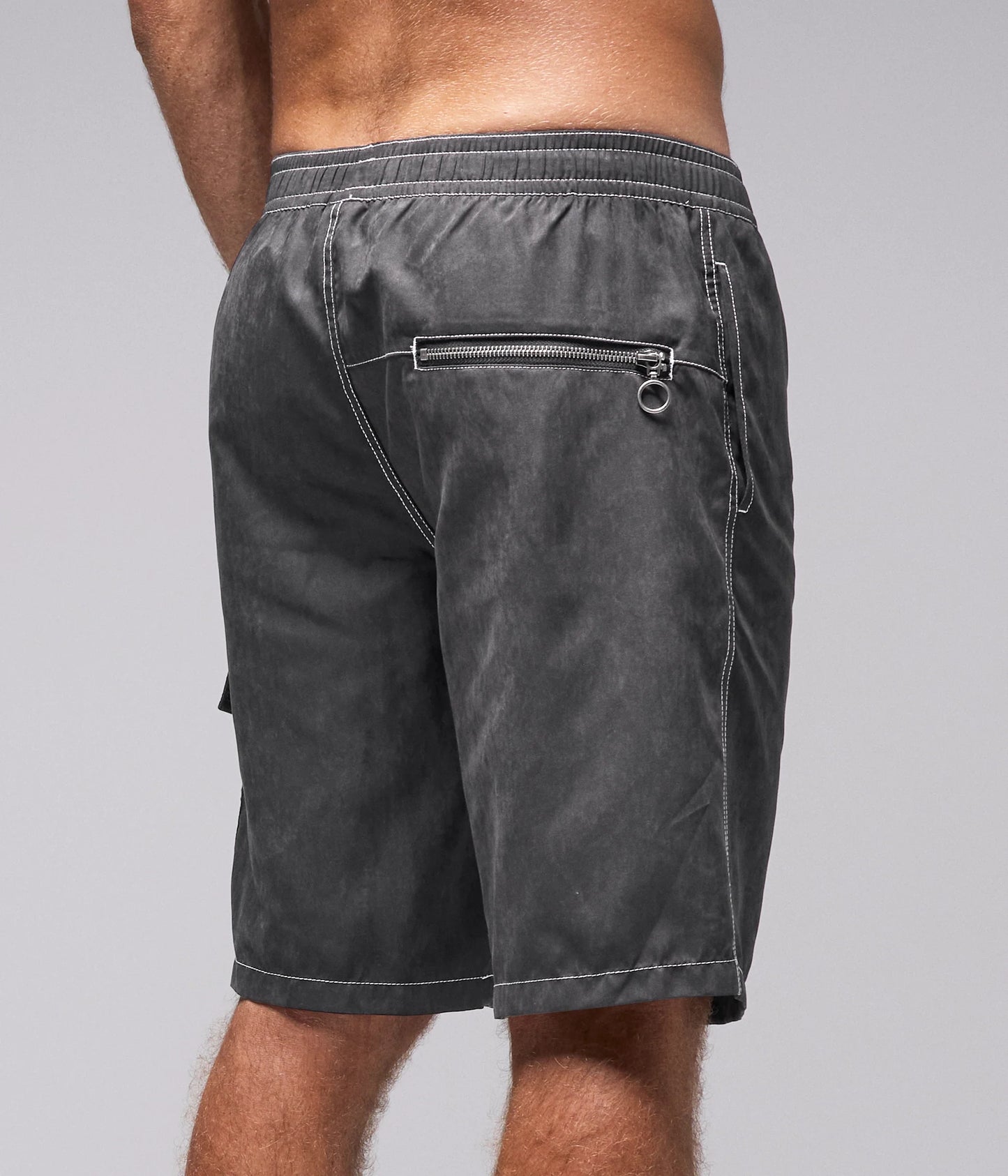 SWANS CARGO 21" SWIM SHORTS (Black)