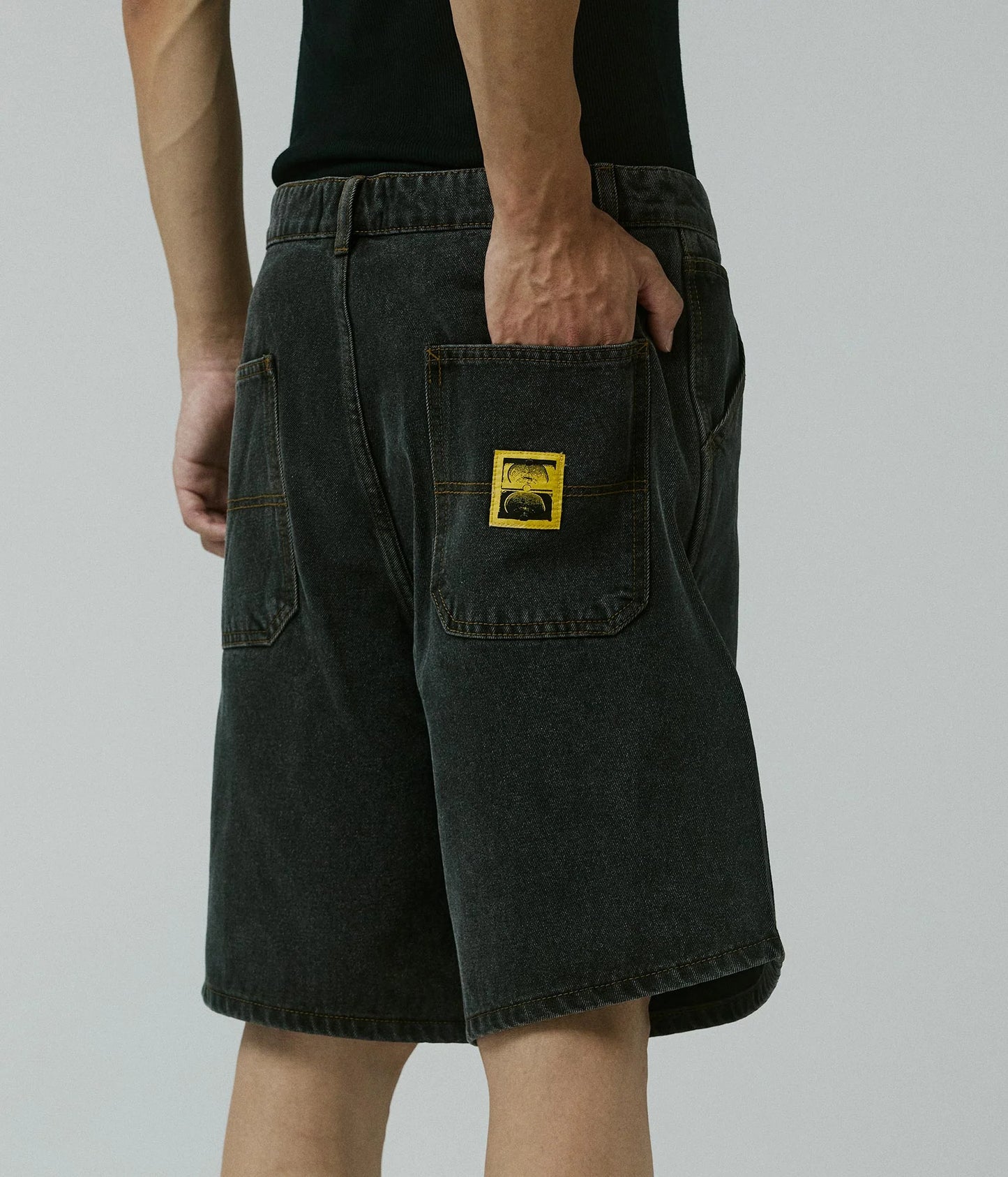 REYNOLDS 21" DENIM WALKSHORT (Washed Black)