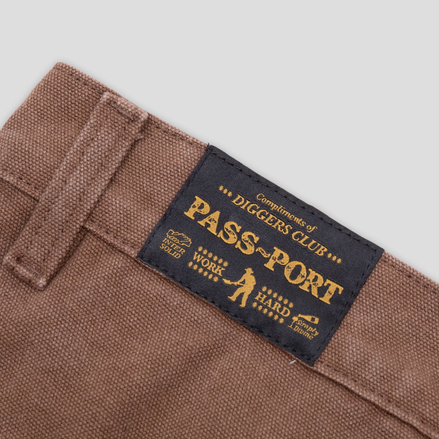 DOUBLE KNEE DIGGERS CLUB SHORT (Wash Brown)