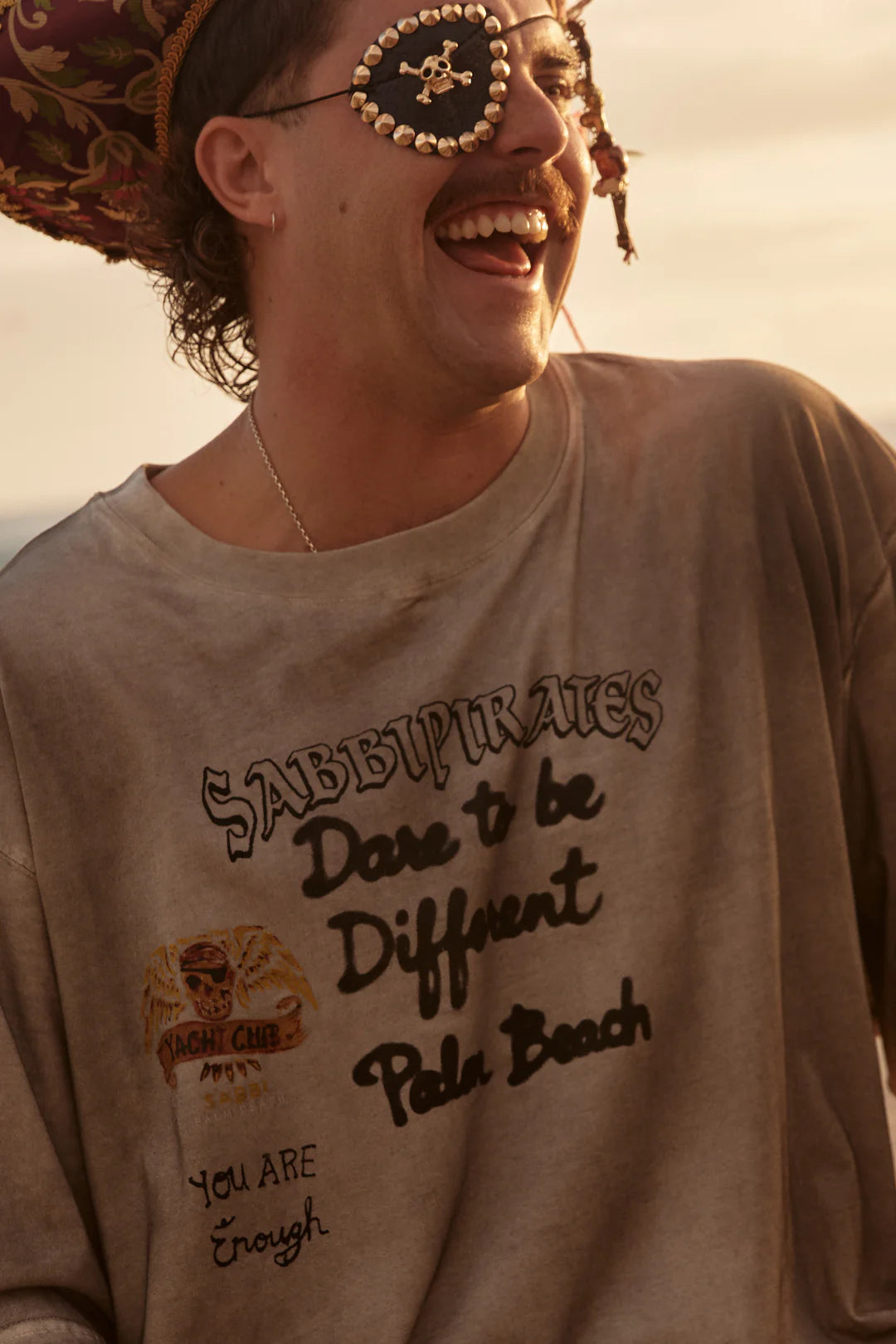 THE VERY OVERSIZED DARE TEE