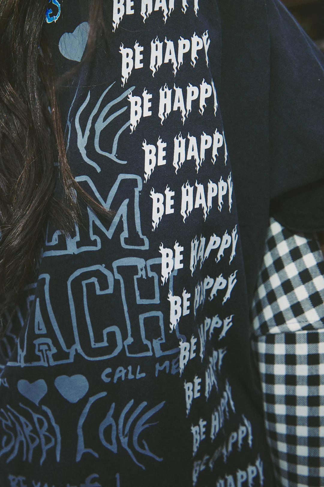 THE BE HAPPY REGULAR FIT TEE (Black)