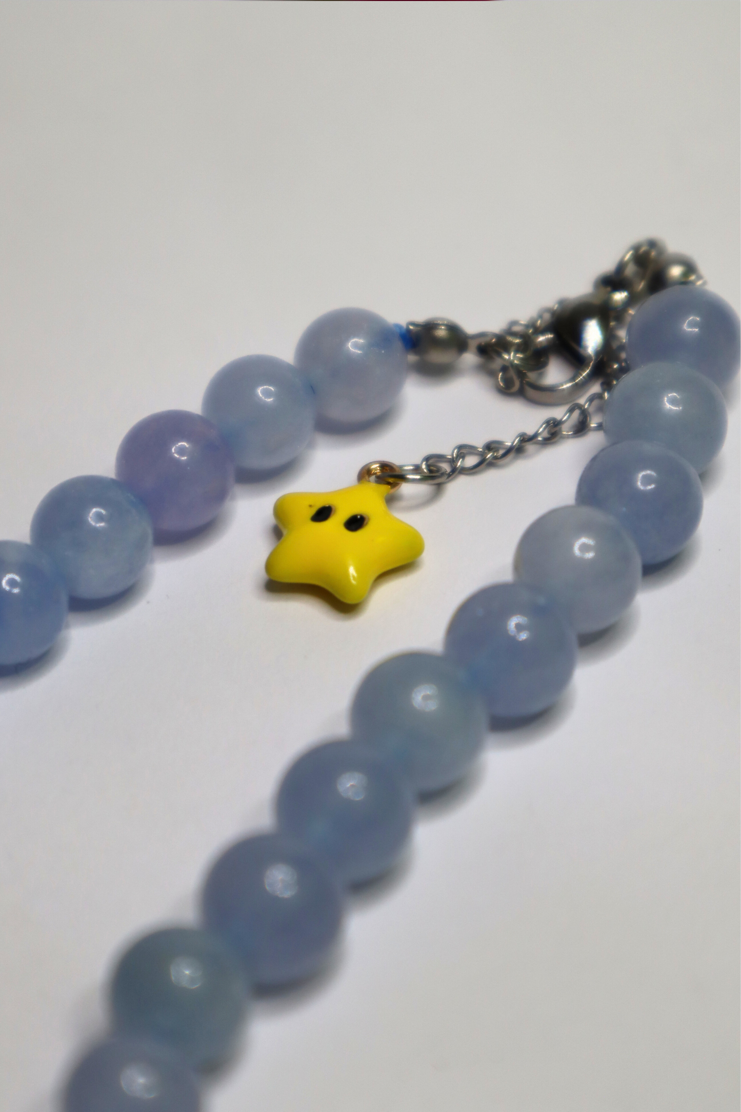 BEE BEADED NECKLACE (Sky)