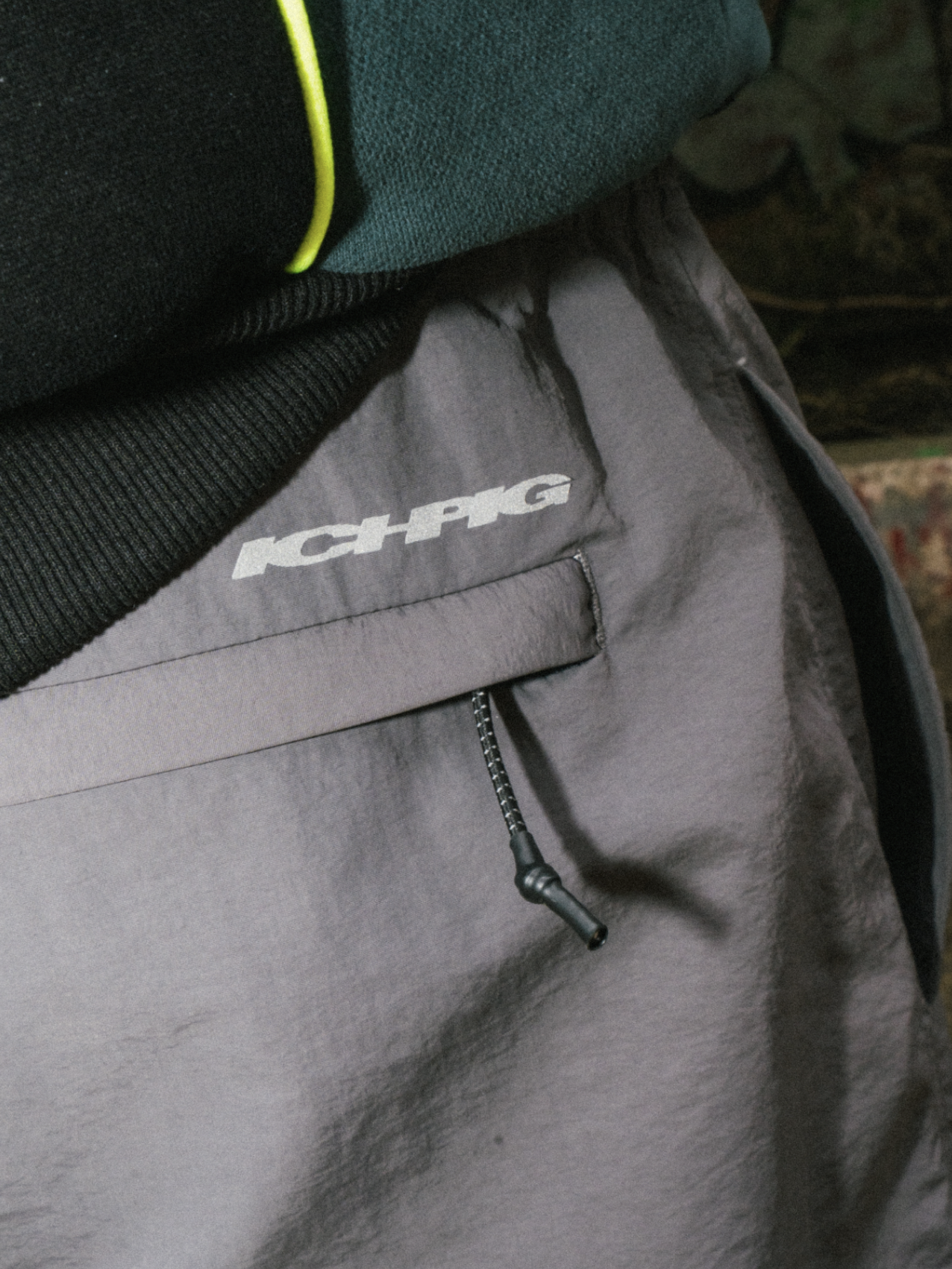 PULSE SPRAY PANTS (Gun Metal)