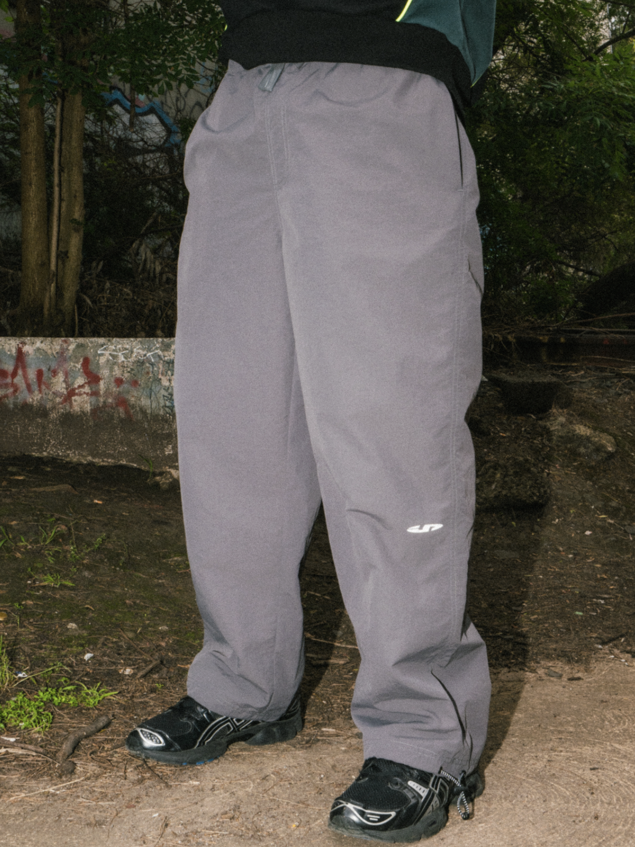 PULSE SPRAY PANTS (Gun Metal)