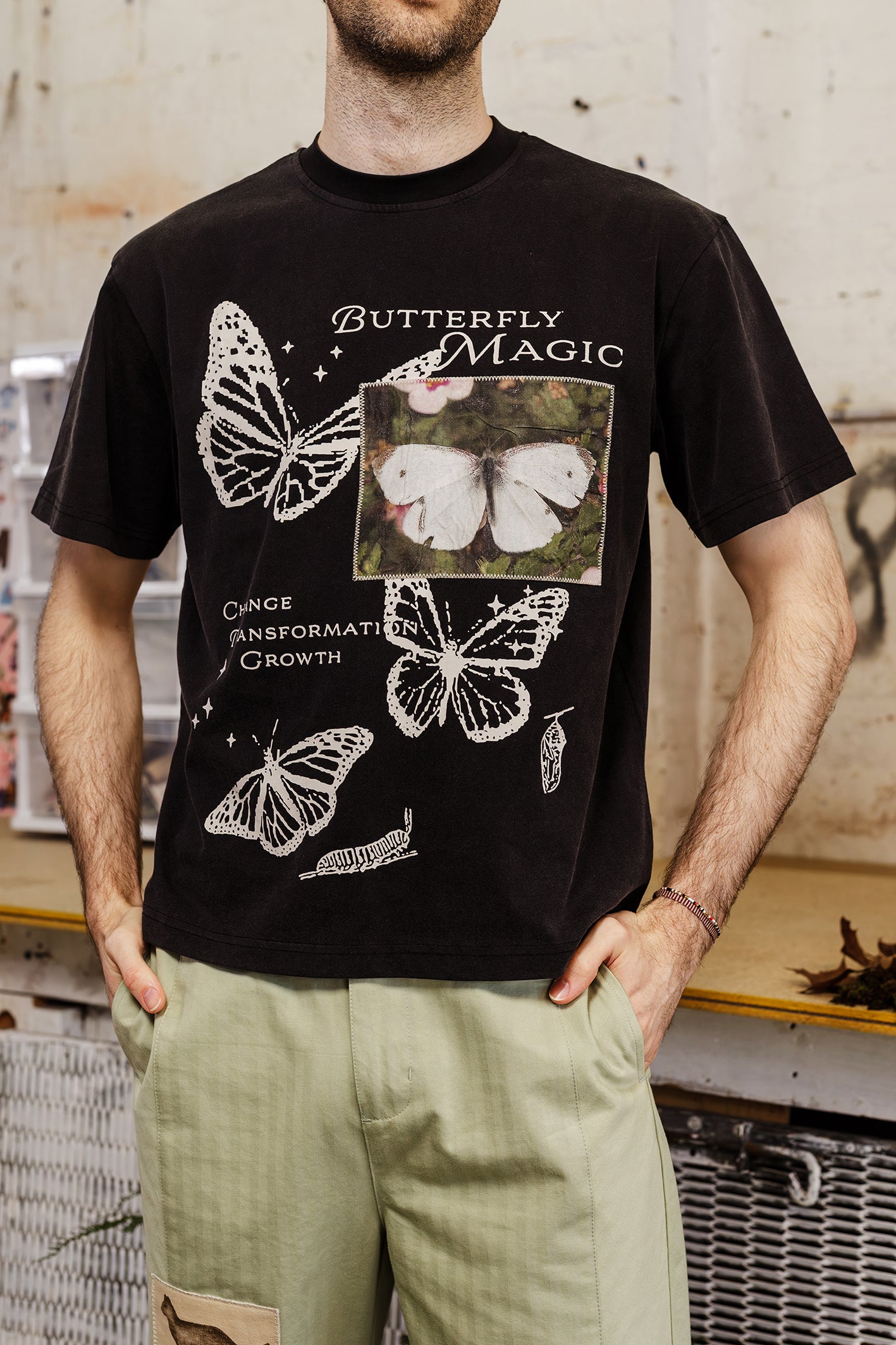BUTTERFLY MAGIC TEE (Wash Black)