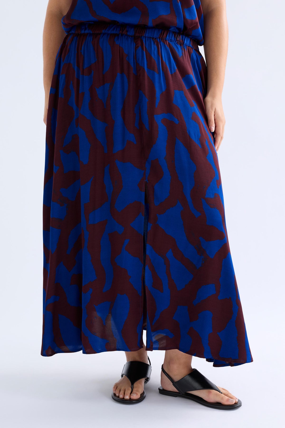 BESA SKIRT (Vaar Print/Shiraz)